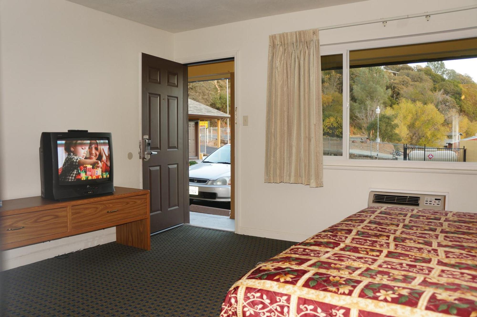 Lake Marina Inn Clearlake Oaks Rum bild