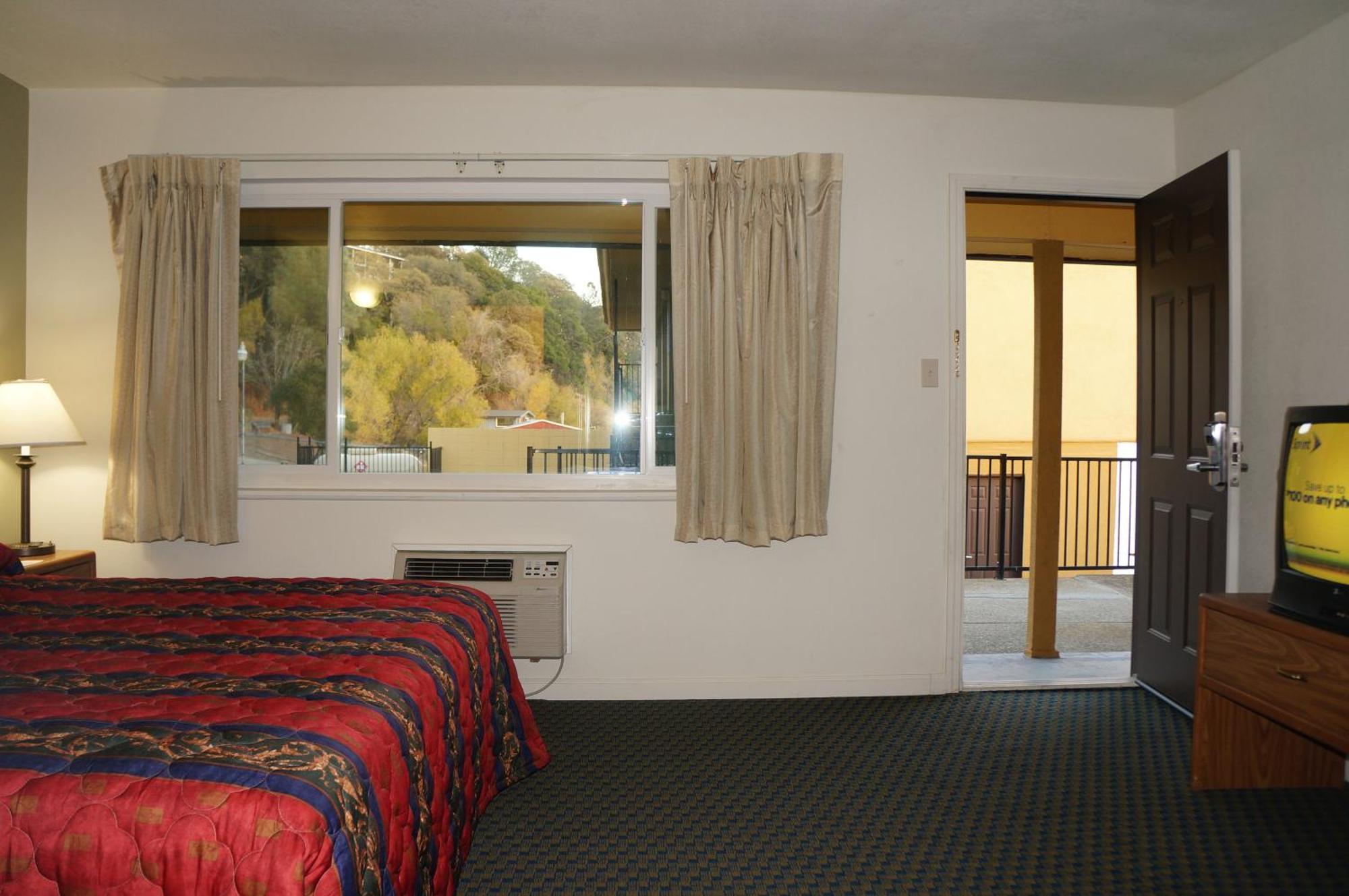 Lake Marina Inn Clearlake Oaks Rum bild